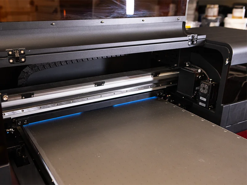 stampante-uv-flatbed-120160-per-legno-plastica-metallo